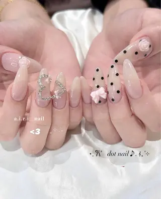 ネイル 𝗮𝗶𝗿𝗶 🌙のネイルデザイン