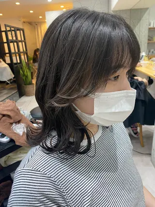セミロング 似合う髪型見つけます AYAKAのヘアスタイル