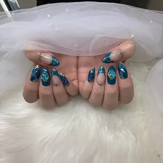 ネイル R nailのネイルデザイン