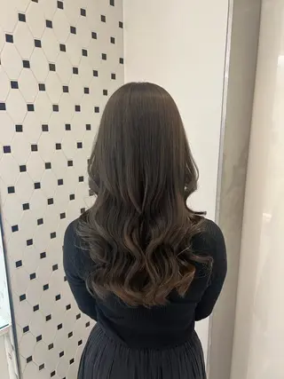ロング ヘアアレンジ コテ巻きパーマ💙 シノヤユイのヘアスタイル