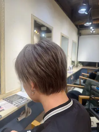 ショート カラー パーマ たけかわ みずきのヘアスタイル