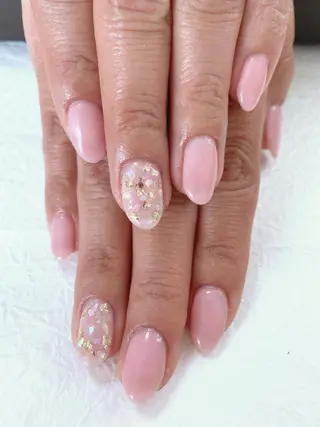 ネイル レイレア ネイルルームのネイルデザイン