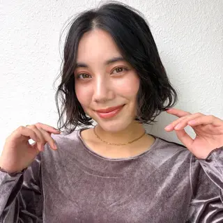 ミディアム 庭木華瑠🐾ボブ🧡 透明感カラー✨のヘアスタイル