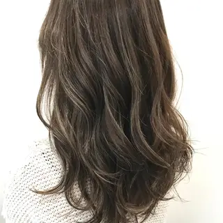 セミロング カラー 若杉 諒のヘアスタイル