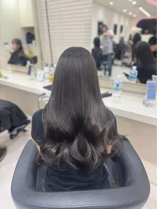 ロング カラー 💕мei 透明感カラー💕のヘアスタイル