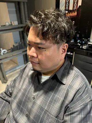 ショート パーマ メンズ 似合う髪型見つけます AYAKAのヘアスタイル