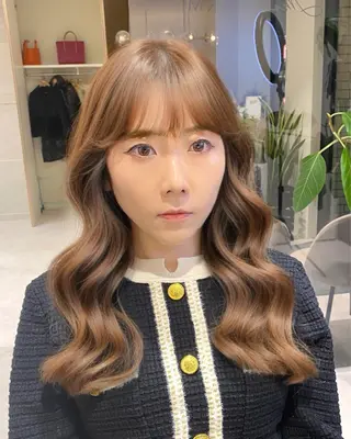 ロング カラー 透明感カラー🌿 グレージュ🐺陽介のヘアスタイル