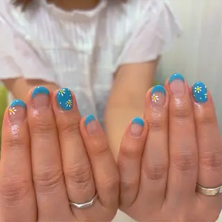 ネイル mano nella manoのネイルデザイン