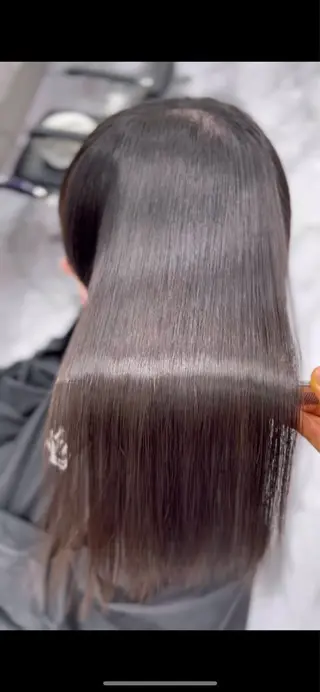 ロング 赤木 達哉のヘアスタイル