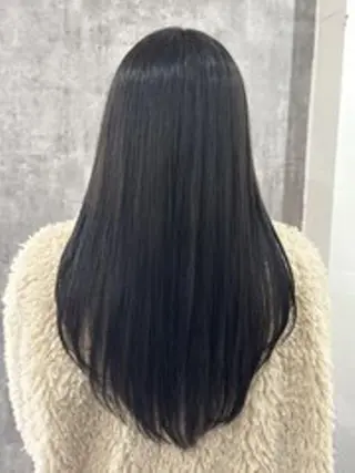 ロング カラー 幕田 希耀美のヘアスタイル