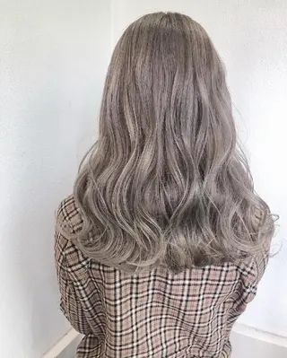 ミディアム カラー ヘアアレンジ 透明感/レイヤー 🇰🇷tomonaのヘアスタイル