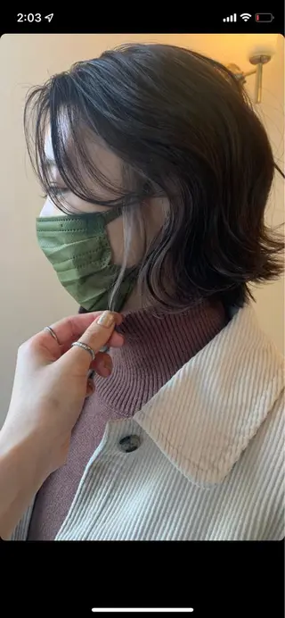 ショート カラー 本間 結衣のヘアスタイル