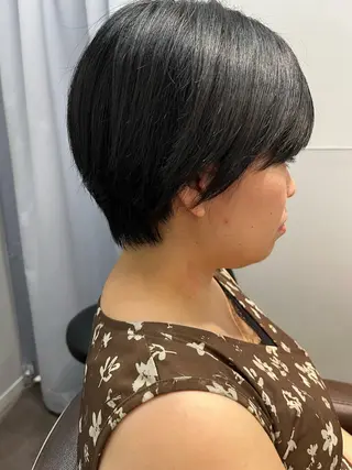 ショート 悩む大人女性の味方 白髪ぼかし/うる艶髪のヘアスタイル