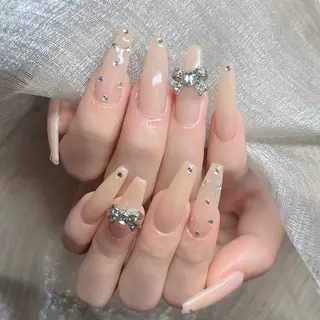 ネイル Lenie Nail Salonのネイルデザイン