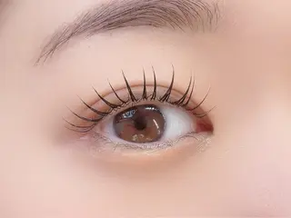 マツエク・マツパ airi ☺︎のネイルデザイン