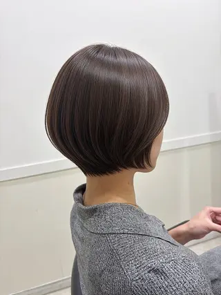 ショート 髪質改善/縮毛矯正 /コテ巻き風パーマのヘアスタイル