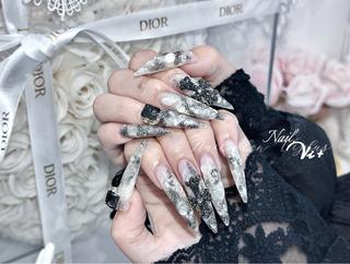 ネイル ✨Nailsalon Vi+✨のネイルデザイン