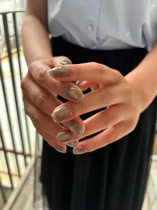 ネイル Manon Tomiのネイルデザイン
