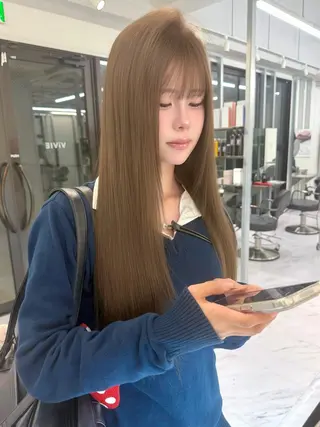 ロング 韓国ヘア💖ワンホン ブリーチなしWカラーのヘアスタイル