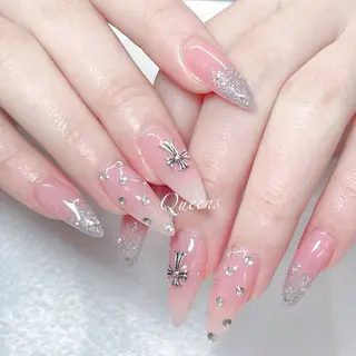 ネイル Queens マオのネイルデザイン