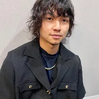 ミディアム パーマ メンズ moanin モーニンのヘアスタイル