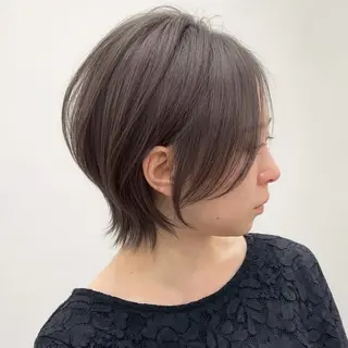 ショート カラー 内大久保 列夏のヘアスタイル