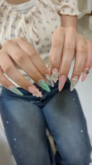 ネイル ayumi ✩.*˚のネイルデザイン