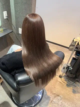 ロング ケアブリーチ&シール エクステの店和田翔莉のヘアスタイル