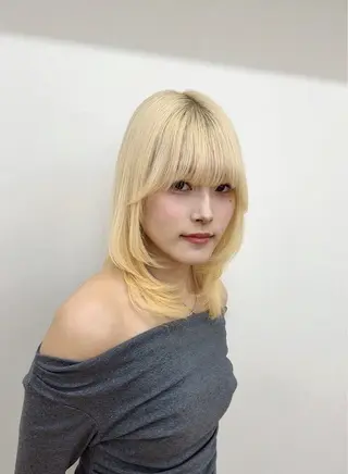 セミロング カラー ハイトーン・ブリーチ ムラ修正 八須 錬のヘアスタイル