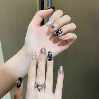 ネイル RUBYネイルサロン 9Caratsのネイルデザイン