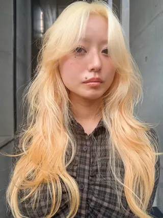 ロング カラー レイヤーカット\パー マ　chinatsuのヘアスタイル