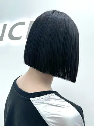 ショート カラー ヘアアレンジ 縮毛矯正🤍 盛れるボブ/ひかりのヘアスタイル
