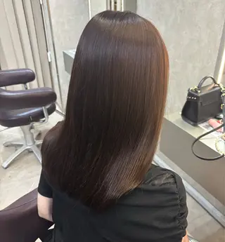 ミディアム カラー 浦川 まどかのヘアスタイル