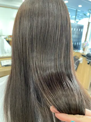 カラー 中顔面短縮 顔まわり新田大翔のヘアスタイル