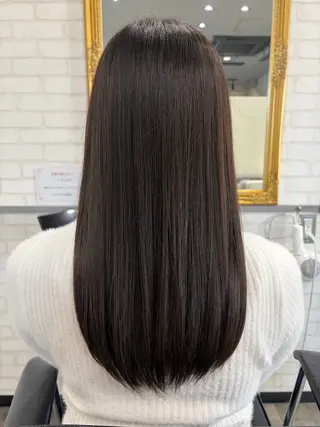 ロング 金澤 愛のヘアスタイル