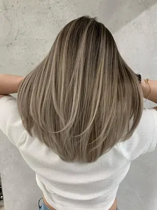 セミロング カラー 阿部 圭悟のヘアスタイル