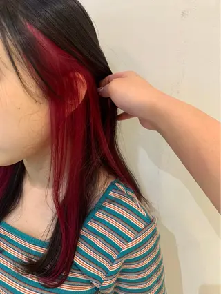 カラー Rossoうるま/ ♡仲松ラナのヘアスタイル