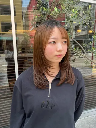 ロング 遠藤 巴菜のヘアスタイル