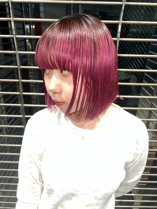 カラー ハイトーン KAISEIのヘアスタイル