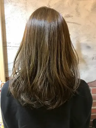 ロング レイヤーカット/ 根本瑠実のヘアスタイル