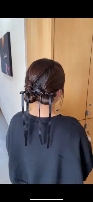 ヘアアレンジ 小野楓未 ブリーチ/ 透明感カラー🩵のヘアスタイル