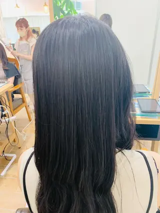 セミロング カラー パーマ ヘアアレンジ メンズ キッズ ネイル マツエク・マツパ レイヤーカット/ 巻ける縮毛矯正のヘアスタイル