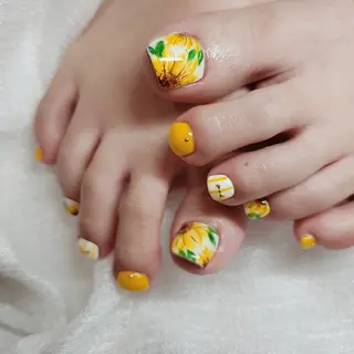 ネイル Lunabloom. yurinaのネイルデザイン