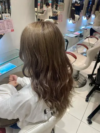 ロング カラー 髪質改善・縮毛矯正 白根凌二のヘアスタイル