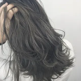 ミディアム カラー ヘアアレンジ ニシオカ タクヤのヘアスタイル