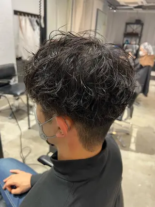 ショート メンズ オタク特化美容師💟 チバコナツのヘアスタイル