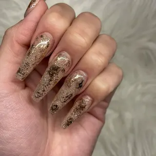 ロング ネイル Y. Sのネイルデザイン