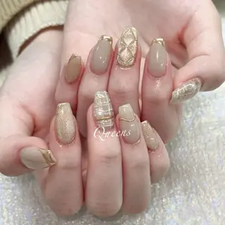 ネイル Queens 榊 まおのネイルデザイン