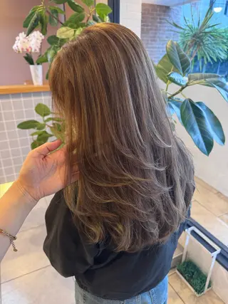 ロング 福井 珠乃のヘアスタイル