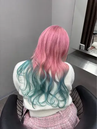 ロング ブリーチカラー HAZUKI🦖のヘアスタイル